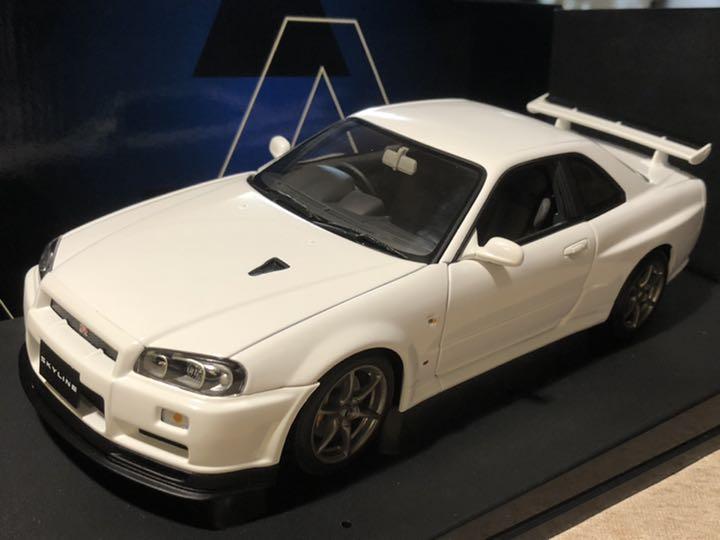 全ての 1/18 オートアート R34スカイラインGTR V-specII ホワイト 全ての 1/18 オートアート R34スカイラインGTR V-specII ホワイト