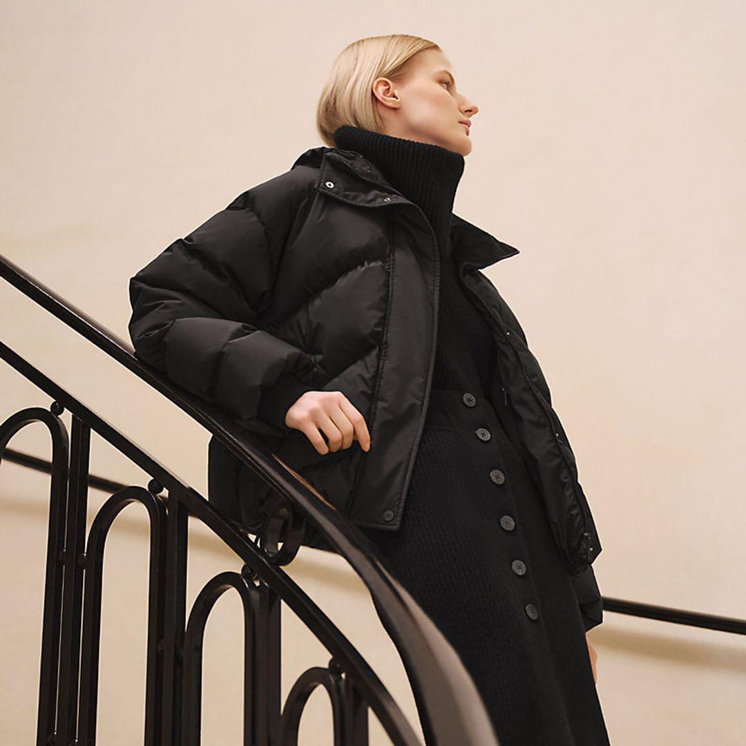 【24AW/寒い日のコーデに♪】HERMES ダウンジャケット ショート 24AW/寒い日のコーデに♪】HERMES ダウンジャケット ショート