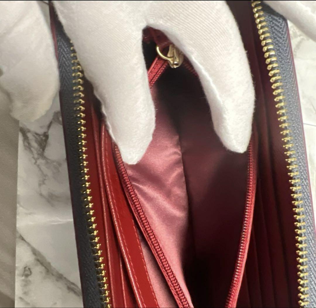COACH 長財布 シグネチャー レッドラウンドファスナー新品未使用
