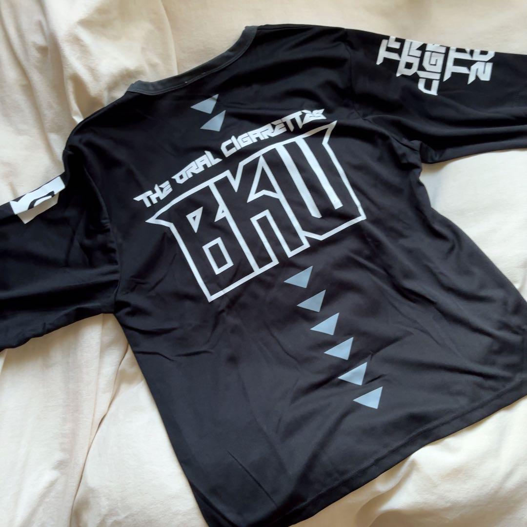 THE ORAL CIGARETTES Tシャツ Mサイズ THE ORAL CIGARETTES Tシャツ Mサイズ - メルカリ
