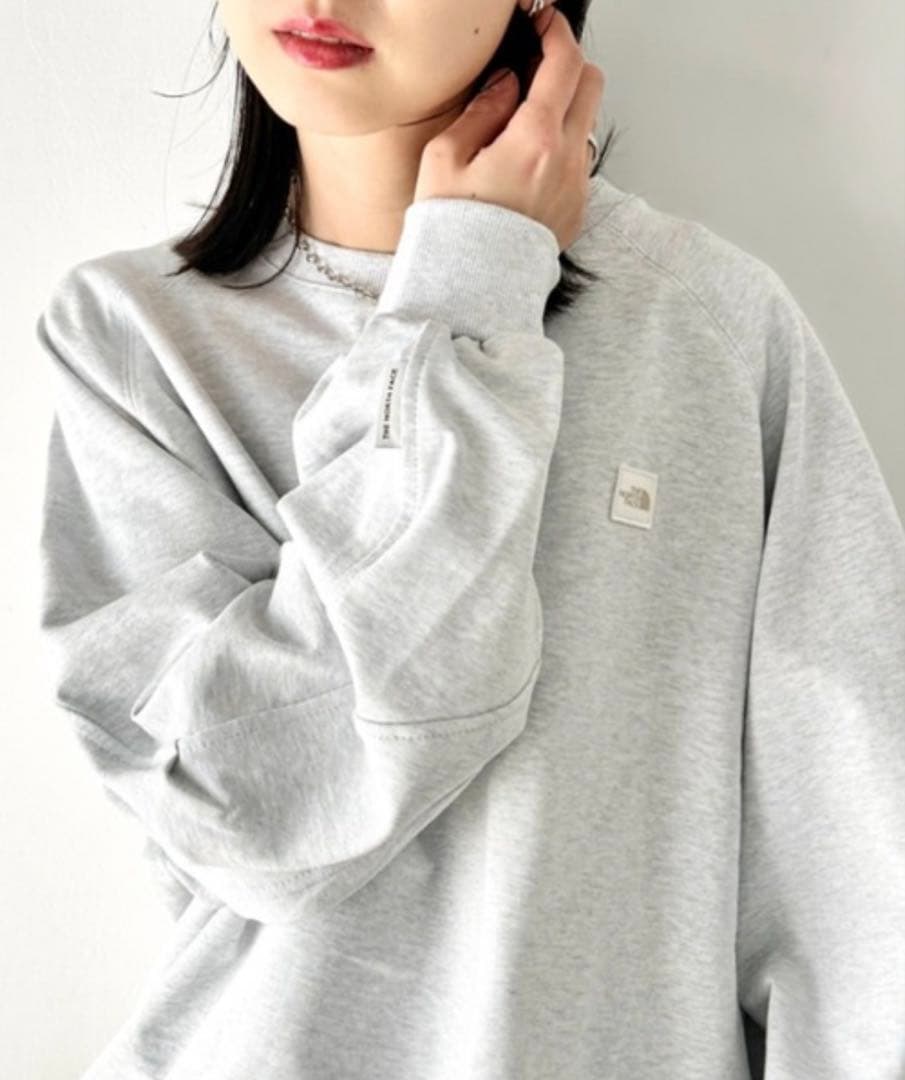 新品.THE NORTH FACE.トレーナー 新品.THE NORTH FACE.トレーナー