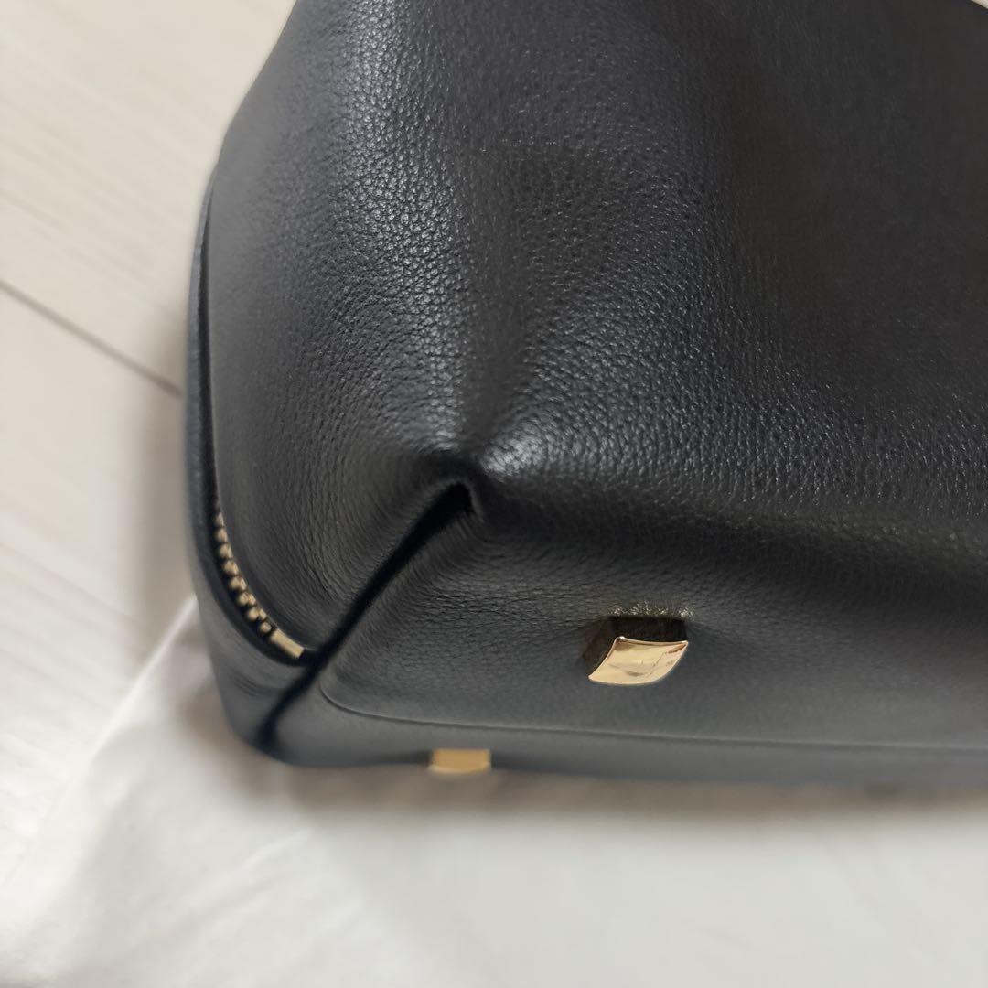 美品 TOV バッグ ボストンCONNIE WIDE ドーヴ 牛革 ハンドバッグ