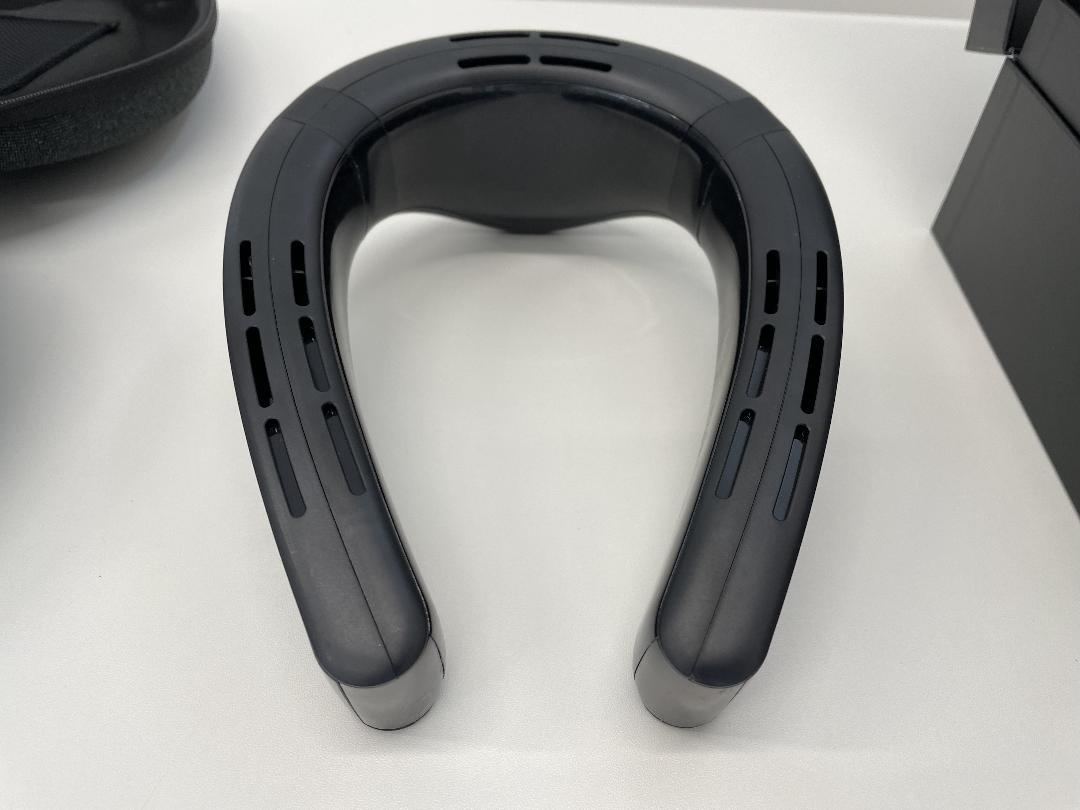 【極美品】TORRAS COOLIFY Cyber ネッククーラー