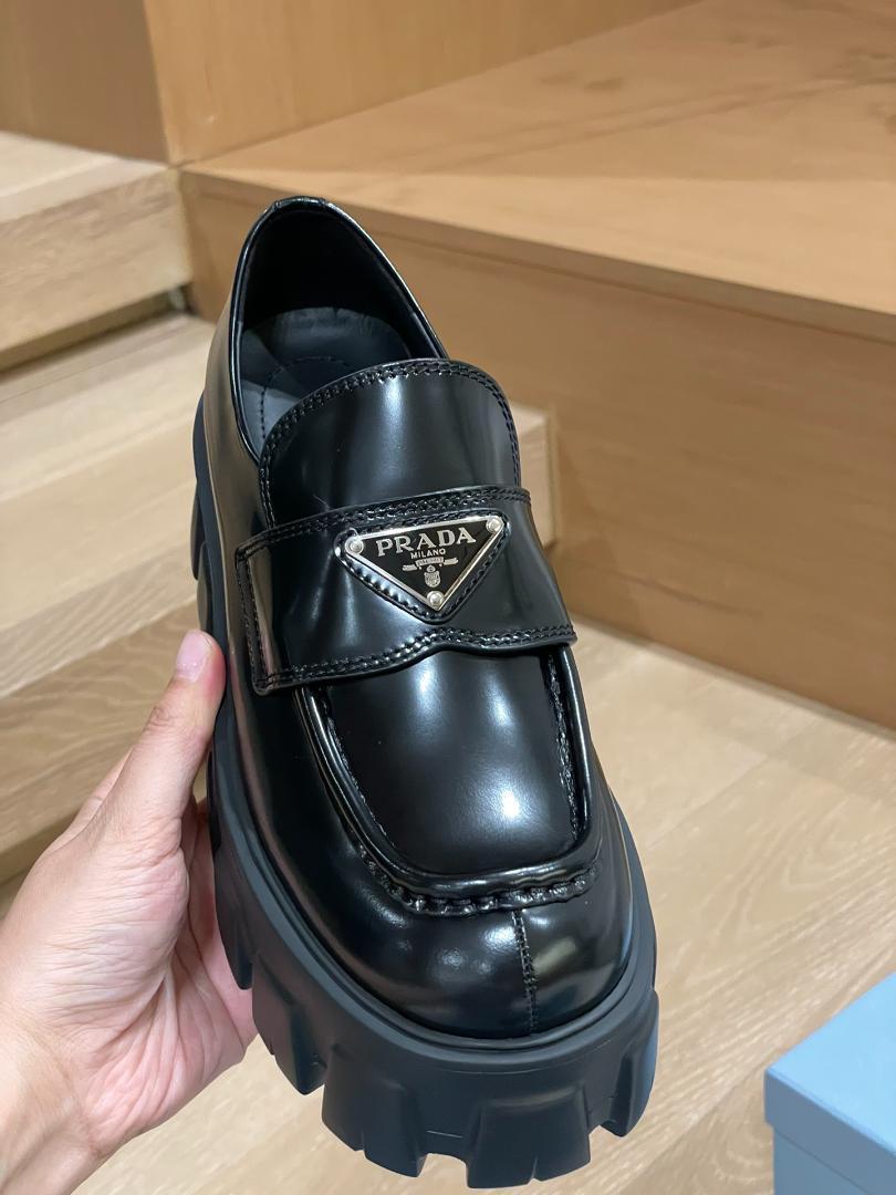 モノリス厚底ローファー