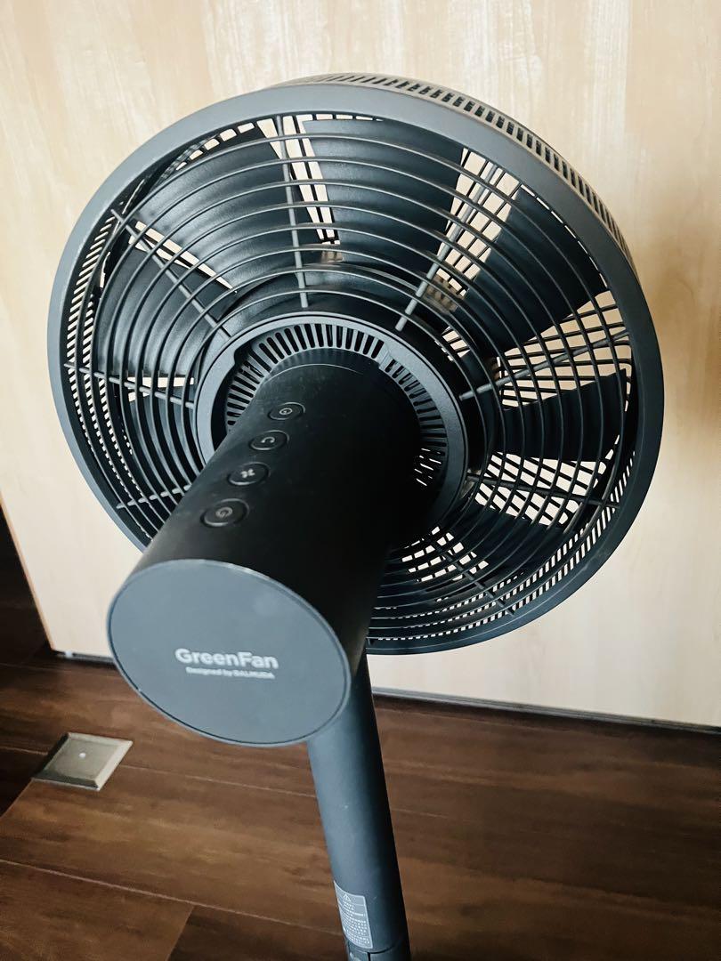 バルミューダ　スタンド型扇風機　ブラック　黒