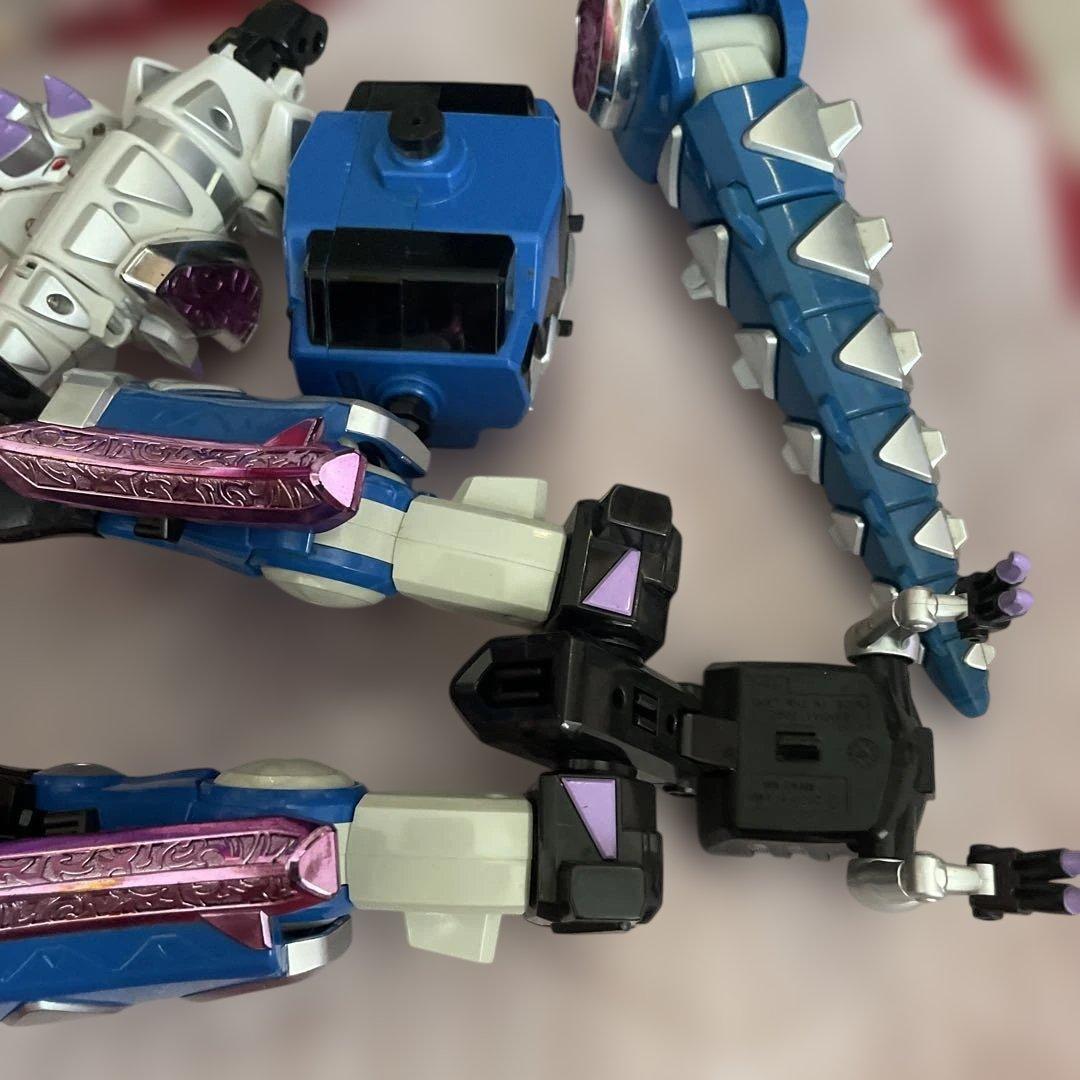 【値下げしました】DX爆竜合体 バクレンオー