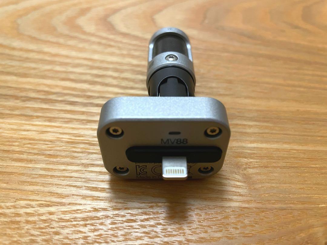 スマホアクセサリー SHURE MV88
