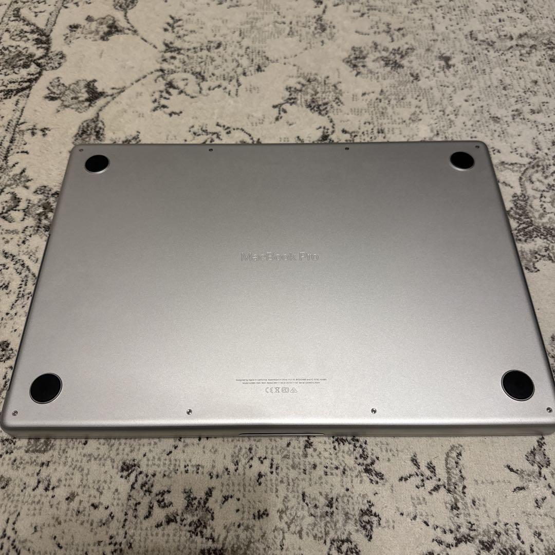 【美品】MacBookPro 16インチ M1MAX 64GB 1TB