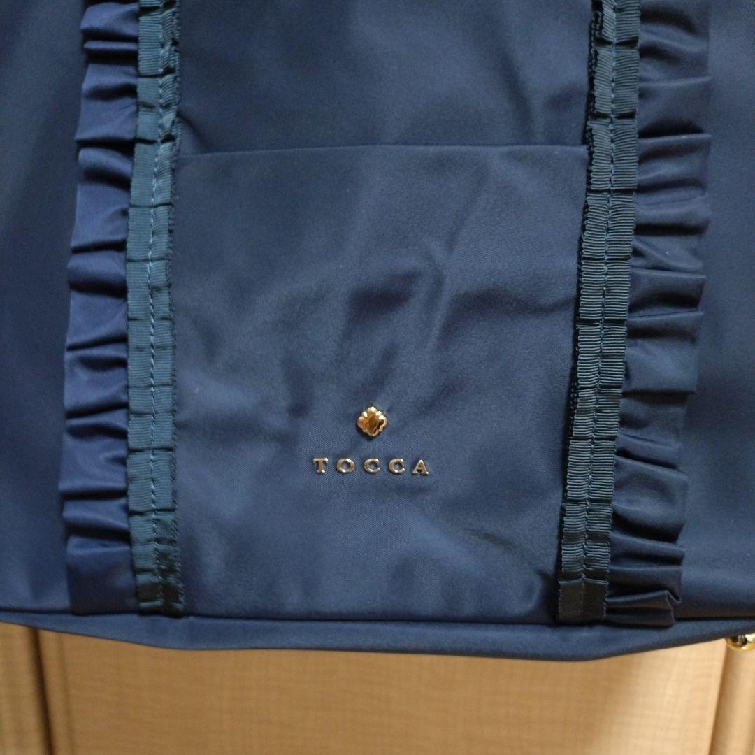 熱販売 新品同様 TOCCA ネイビーフリルトートバッグ トッカ バッグ