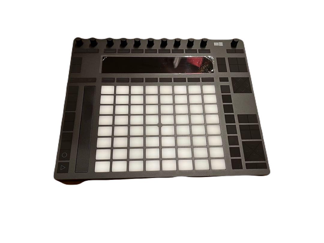 Ableton Push 2 （PUSH 2 MEETS INDUSTRIAL TECHNO - ABLETON