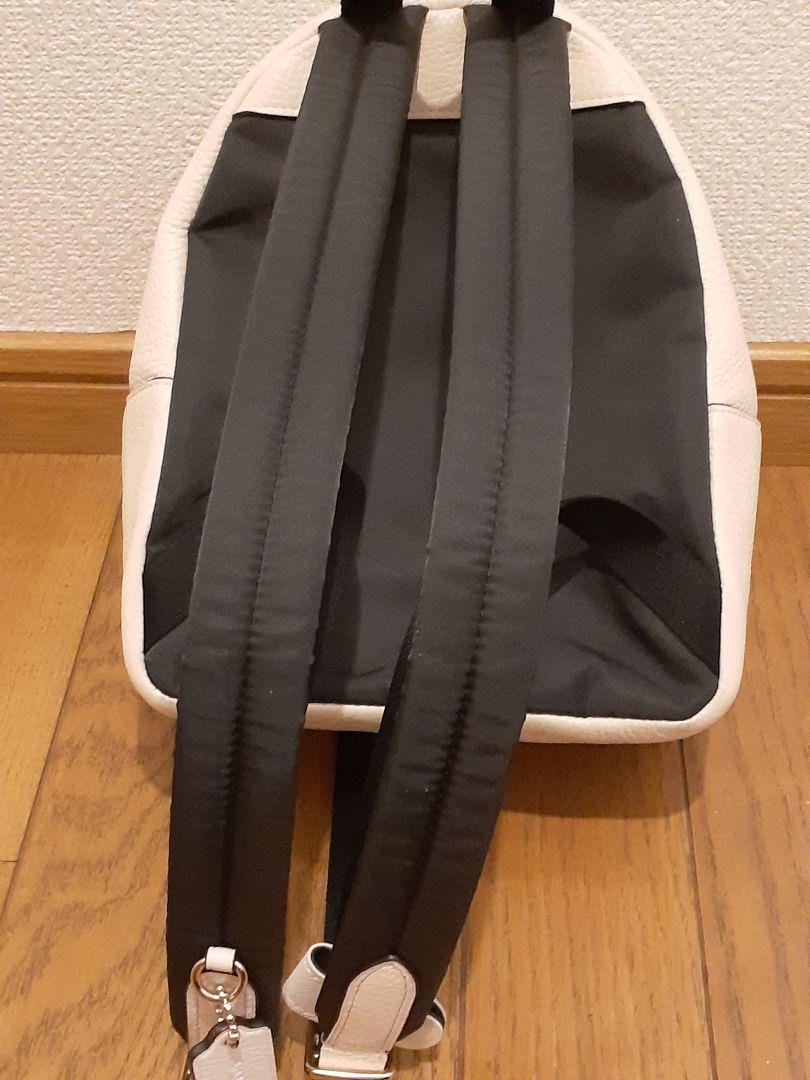 COACH 　ホワイト　ミニリュック