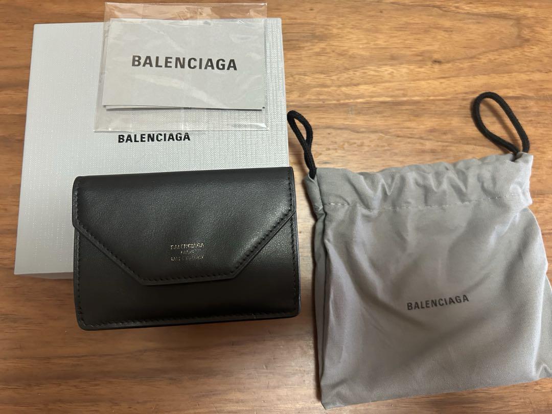 web限定アイテム BALENCIAGA ブラック 三つ折り財布 - メルカリ 小物