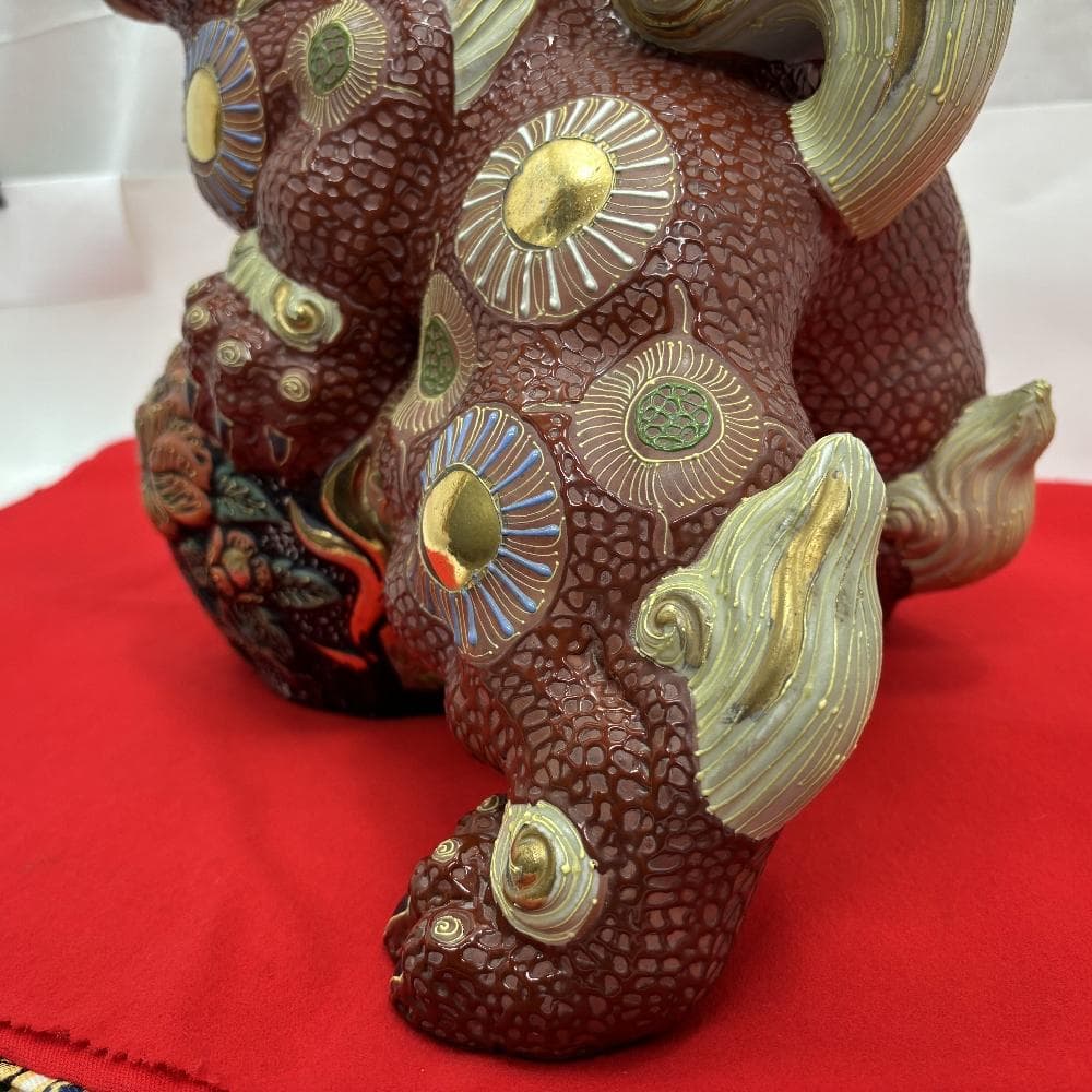 九谷焼 八幡窯 太吉 玉乗り獅子 置物 縁起物 大サイズ 高さ約35cm 九谷焼 八幡窯 太吉 玉乗り獅子 置物 縁起物 大サイズ 高さ約35cm