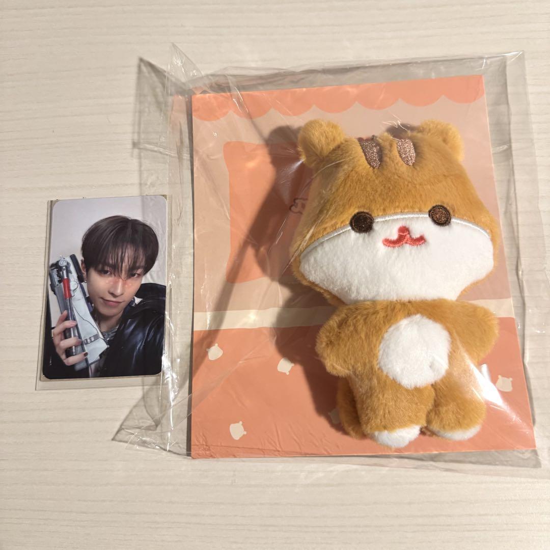 ATEEZ ANITEEZ フラットファーぬいぐるみ ホンジュン トレカ付き