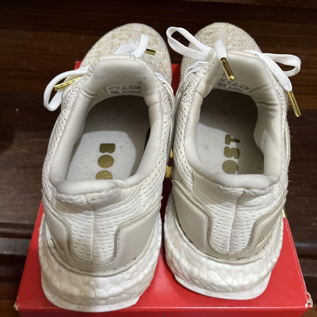 【人気ショップが最安値挑戦！】 adidas Ultra Boost ラメ入り 靴