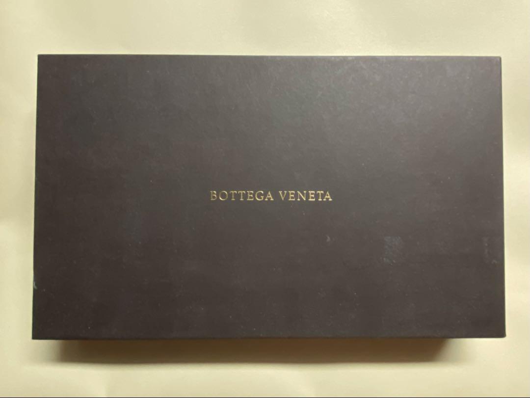 BOTTEGA VENETA 黒レザー編み込み二つ折り長財布　美品