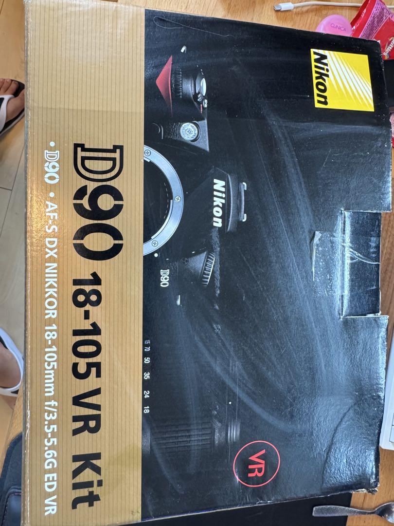 Nikon D90 18-105 VR Kit デジタル一眼レフカメラ