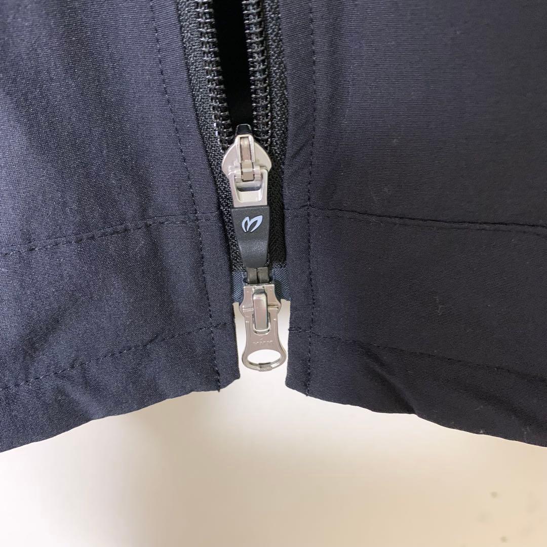 ブラック ロゴラインブルゾン