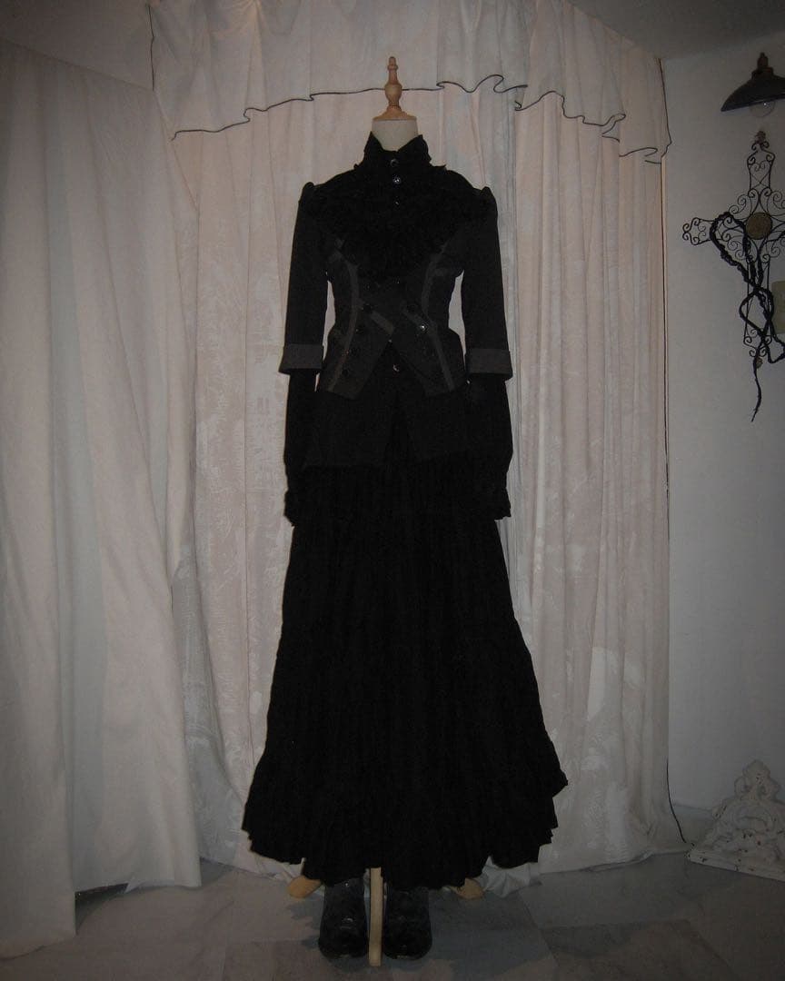 Volume Frill Black Blouse Volume Frill Black Blouse