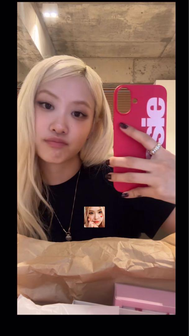 BLACKPINK ロゼ iPhone16Plus RED ケース