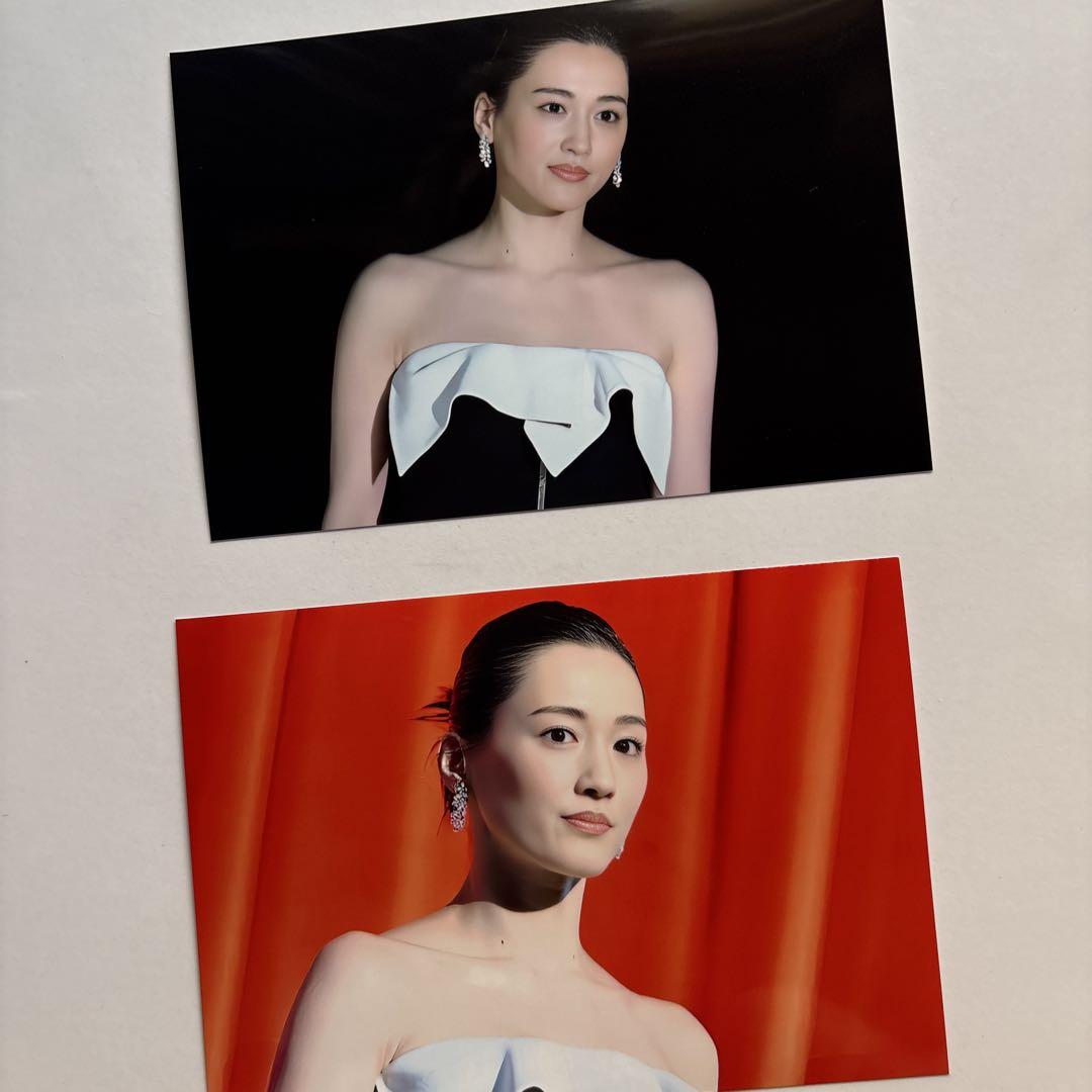新品未使用　綾瀬はるか他　写真 L判３０枚セット Amazon.co.jp: No.30 綾瀬はるか 写真 L判 2枚セット : ホーム