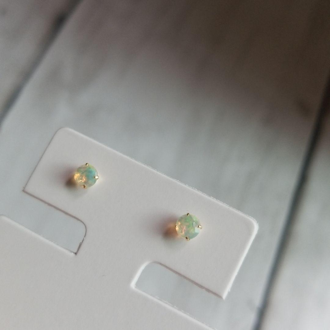 K18・エチオピアンオパール・ピアス