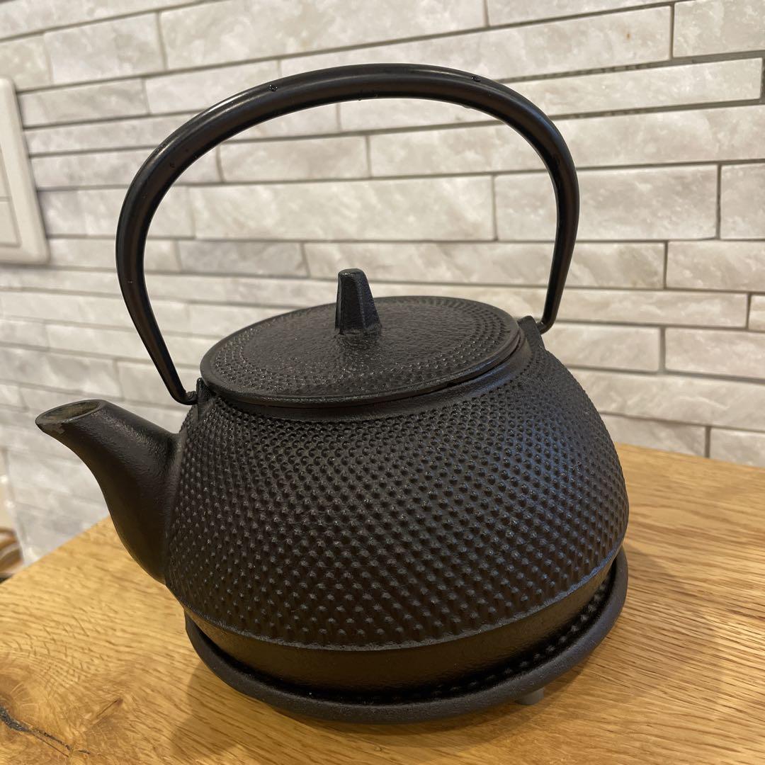 南部鉄器⭐︎岩鑄⭐︎釜敷付き鉄瓶⭐︎IH対応⭐︎箱入り