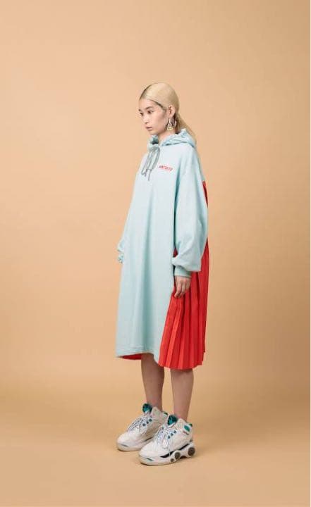 ノントーキョー/バックプリーツスウェットワンピース - メルカリ