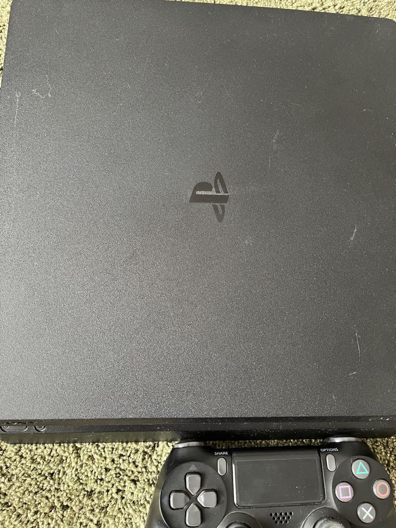 PlayStation 4 ジェット・ブラック 500GB(CUH-2000) 画像2