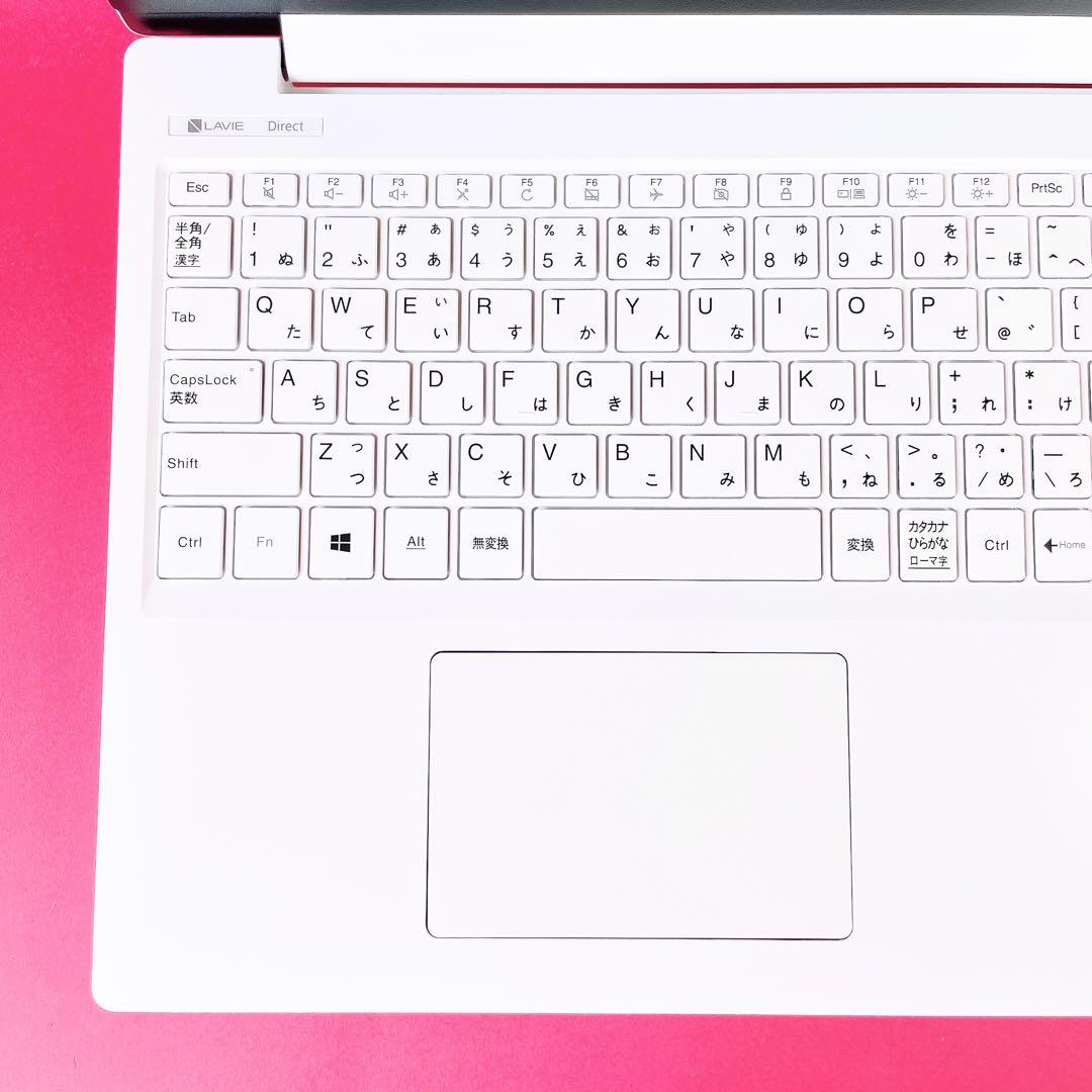第8世代Corei7✨️20GB薄型ノートパソコン✨️白カメラ付き1TB