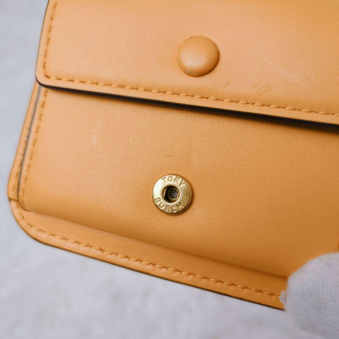 完売品　TORY BURCH　折り財布　コンパクトウォレト　　レザー　ラビット