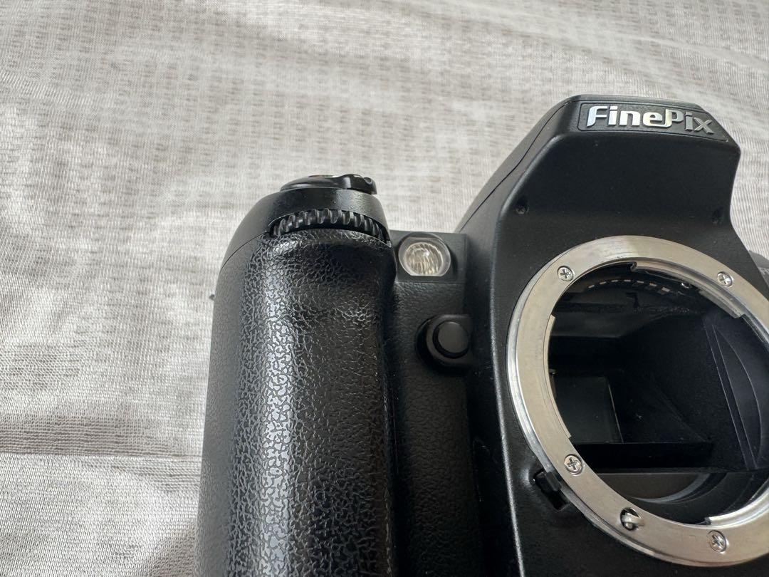 Fujifilm FinePix S Series S2 Pro 6.2MP Digital SLR Camera