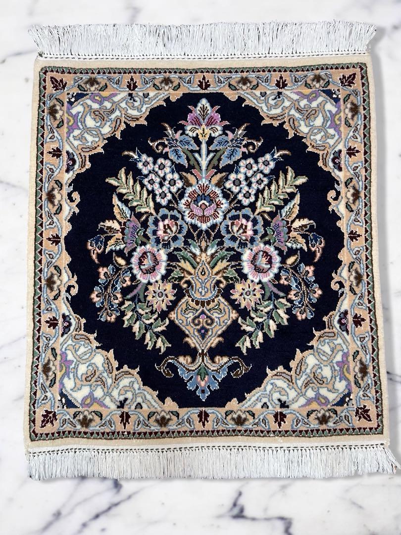 ペルシャ絨毯　玄関用マット　約60x80サイズ　手織り　ナイン産 9la本物