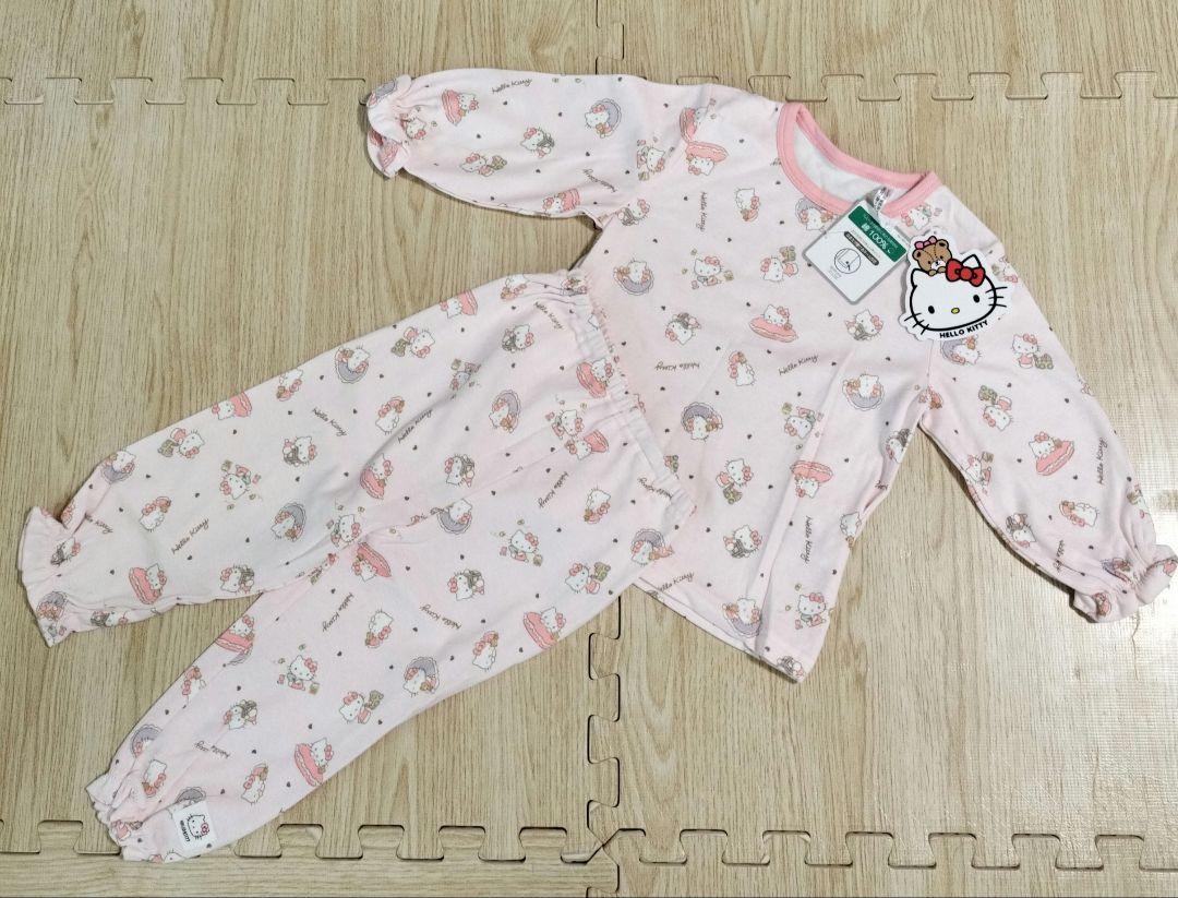 新品未使用】ハローキティ 長袖パジャマ ピンク 95cm - メルカリ