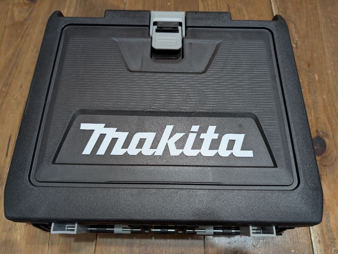 マキタDC18RF 急速充電器 インパクトケース 取扱説明書Makita