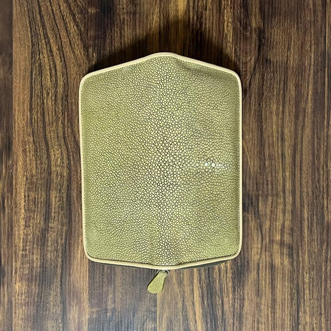 【新品・未使用】スティングレイ 長財布 海の宝石 エイ革 ラウンドファスナー 【新品・未使用】スティングレイ 長財布 海の宝石 エイ革 ラウンドファスナー