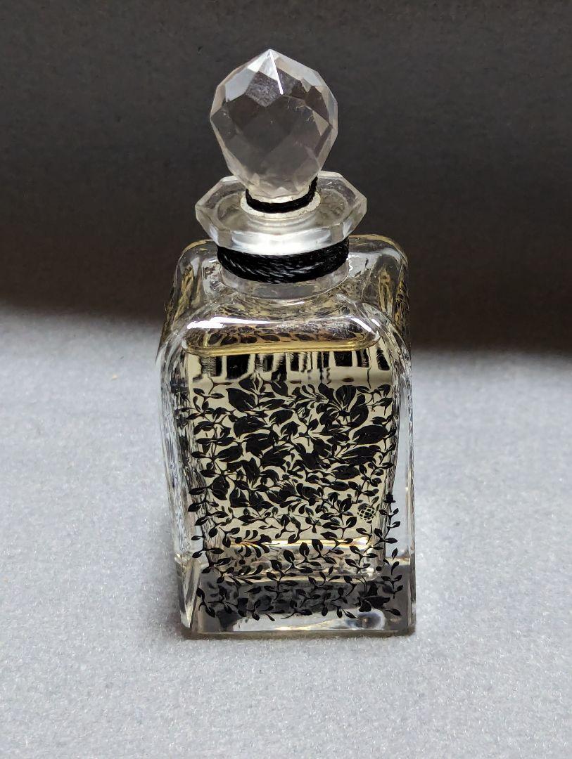 資生堂　KARAKUSA　唐草　オードパルファム　38ml 非売品】資生堂 唐草 オードパルファム 38ml (未開封)