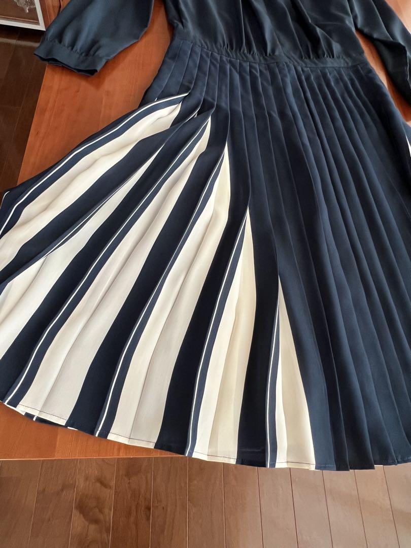Max Mara STUDIO ネイビー プリーツ ワンピース