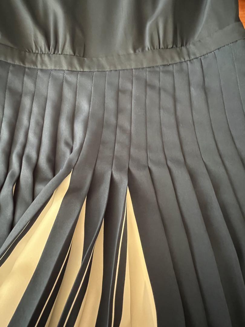 Max Mara STUDIO ネイビー プリーツ ワンピース