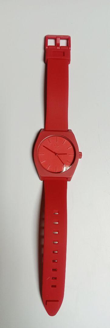 adidas 赤 ラバーベルト 時計