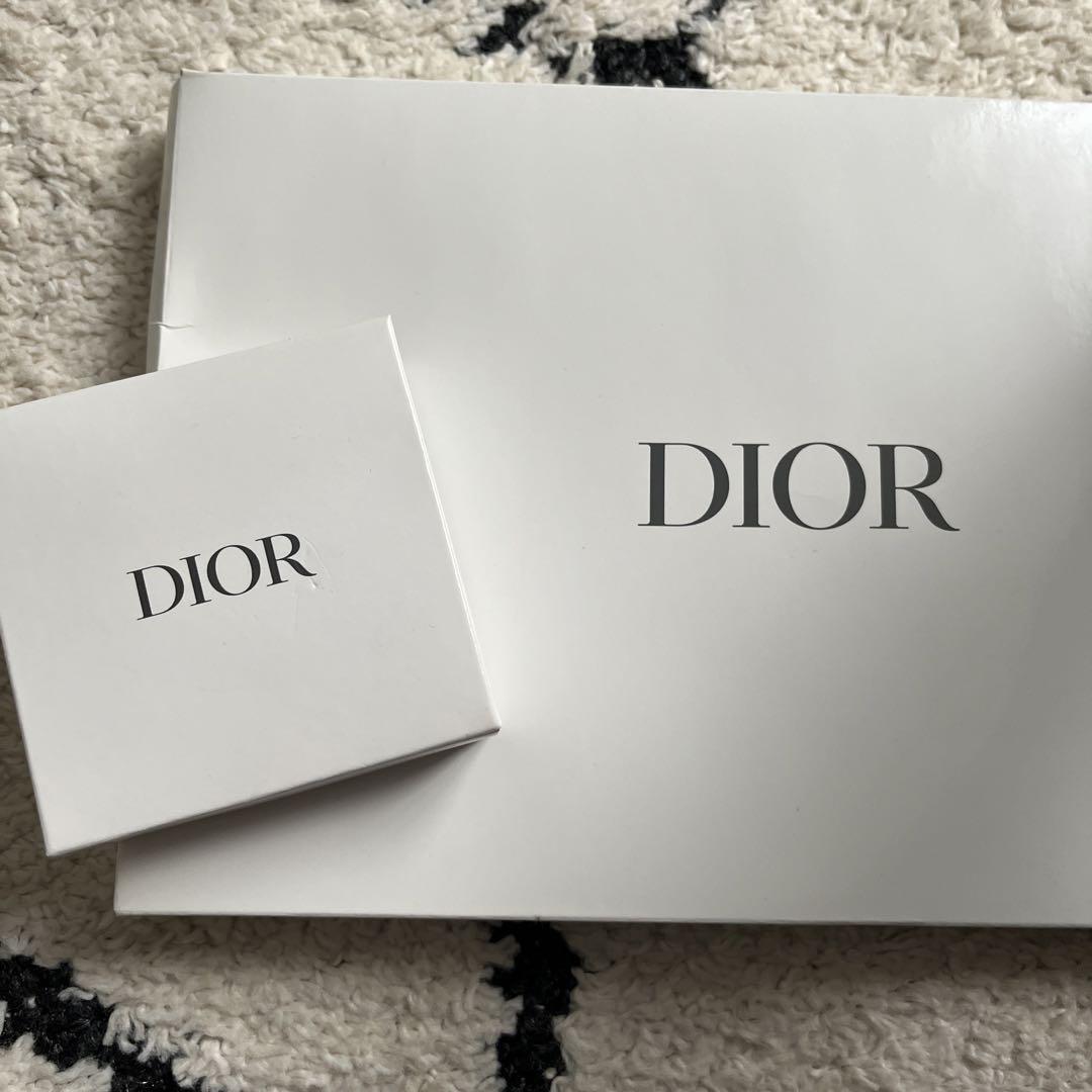 DIOR ノベルティ　ポーチ　ミラー