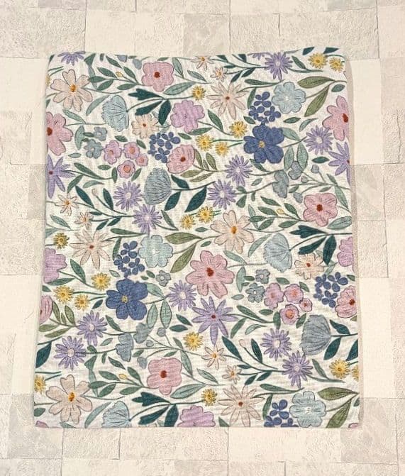 ナイン ストーリーズ ブックポーチ NEXPOTALLINN_EU