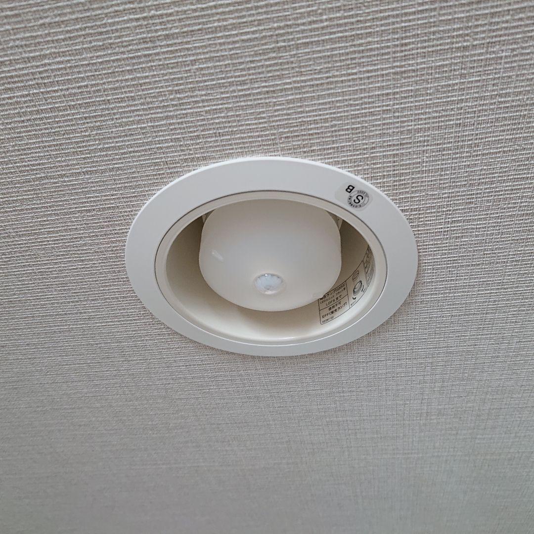 【ヨーダ】4個【 人感センサ搭載 】Panasonic LLD 2000N LLD2000N | 照明器具検索 | 照明器具 | Panasonic