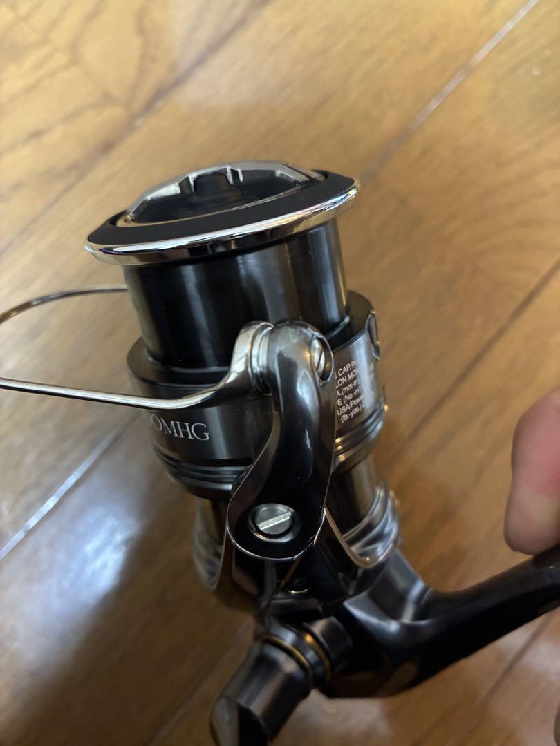 SHIMANO 24TWIN POWER 4000MHG スピニングリール
