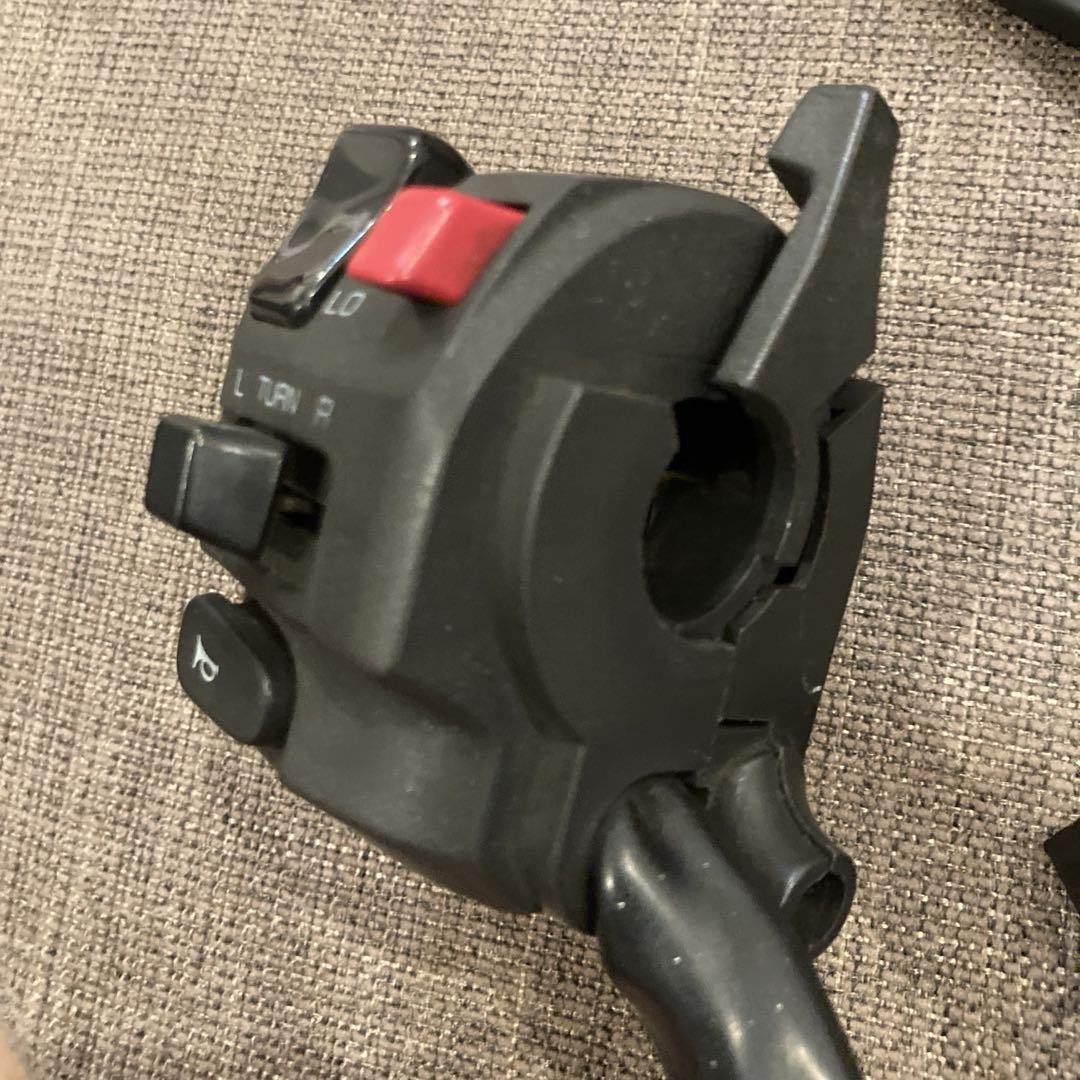 ゼファー400　カワサキ純正・左右スイッチボックスセット バイク スイッチボックス スイッチ 左右 汎用 ヤマハ カワサキ