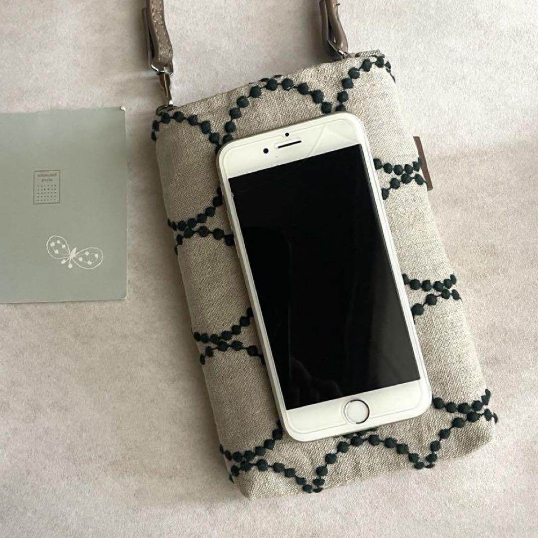 ハンドメイドスマホショルダー ＊ミナペルホネン dopタンバリン