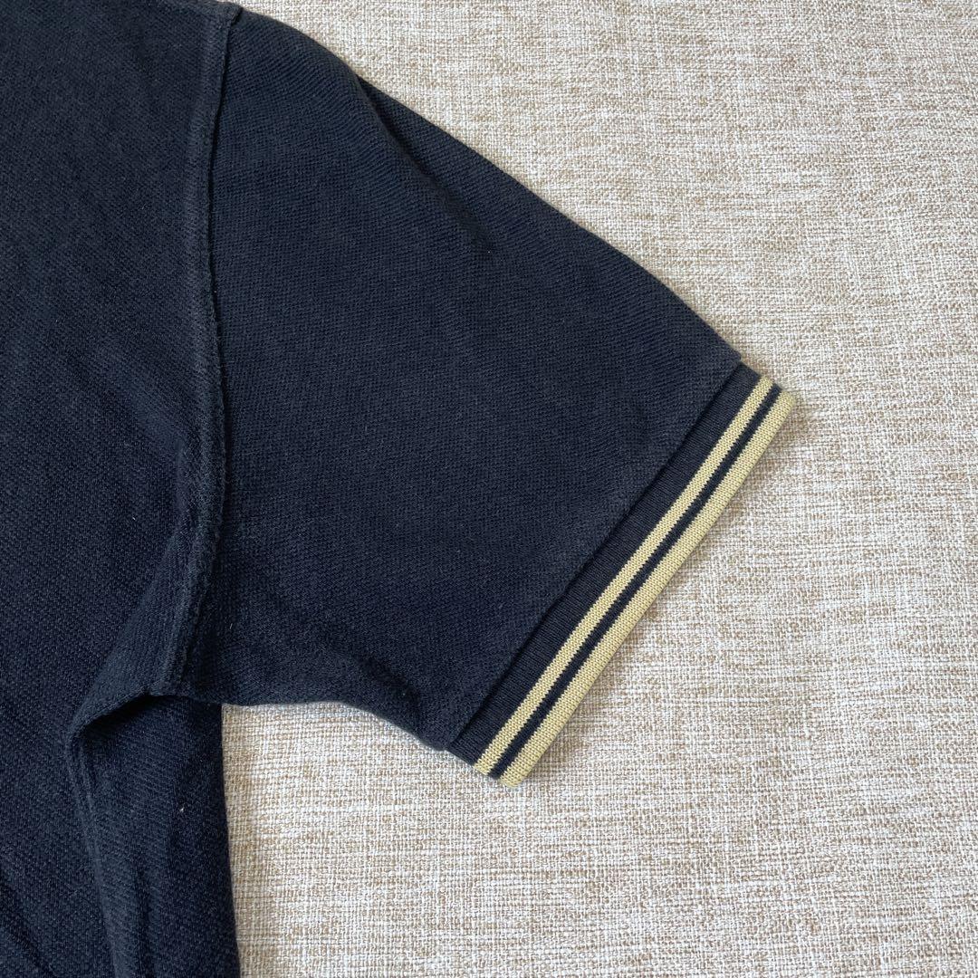 FRED PERRY ブラック×ゴールド M12 英国製 ポロシャツ 42サイズ