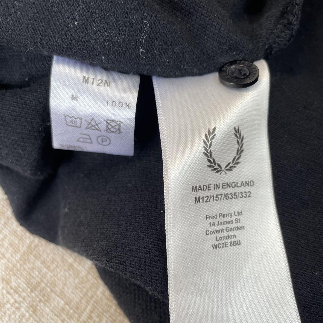 FRED PERRY ブラック×ゴールド M12 英国製 ポロシャツ 42サイズ