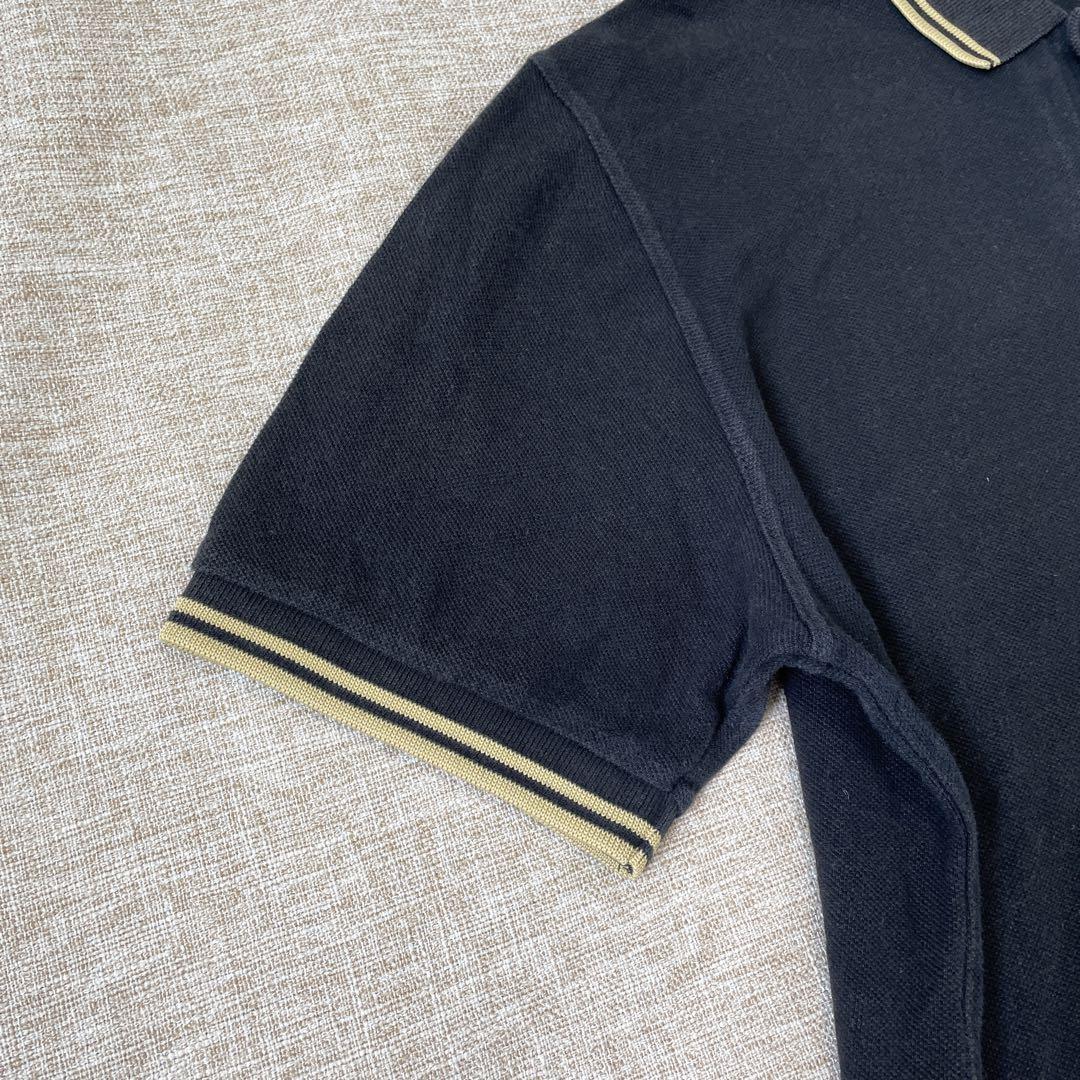 FRED PERRY ブラック×ゴールド M12 英国製 ポロシャツ 42サイズ