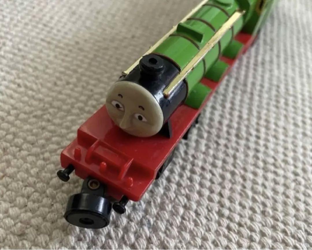 ヘンリー　きかんしゃトーマス